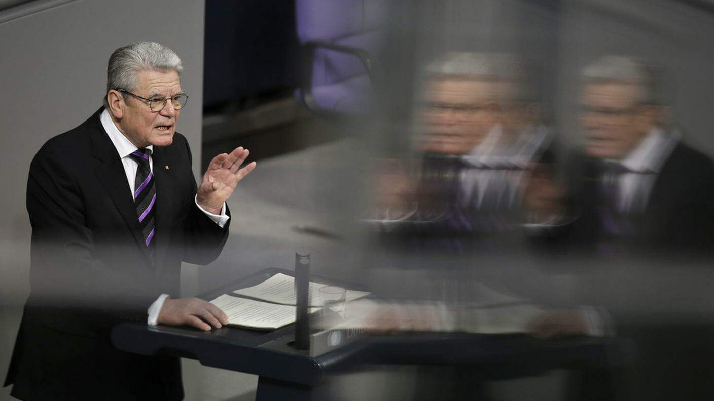 “La memoria dell’Olocausto rimane parte di tutti i cittadini che vivono in Germania”, ha detto Gauck