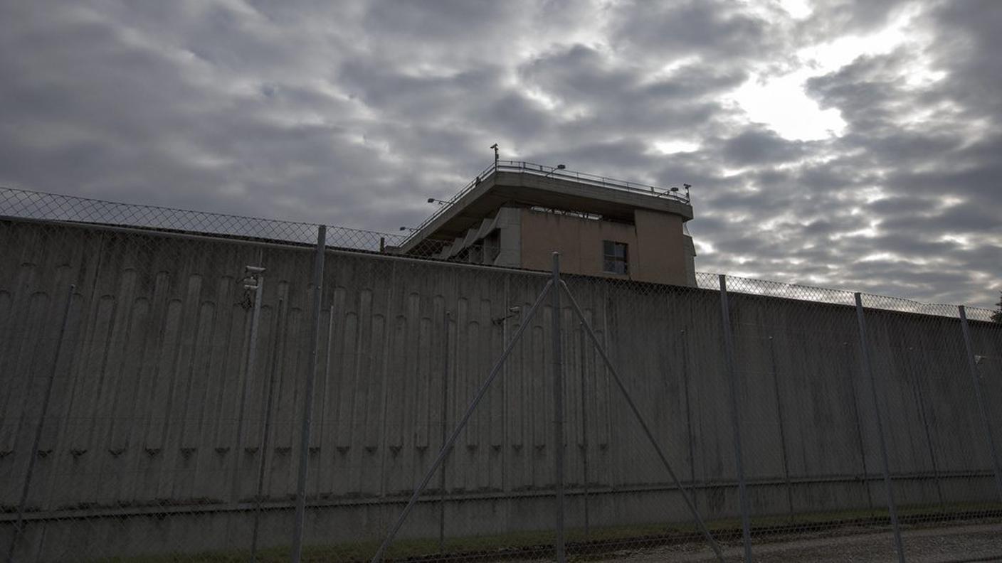 Scorcio del penitenziario ginevrino di Champ-Dollon, uno di quelli più sotto pressione 