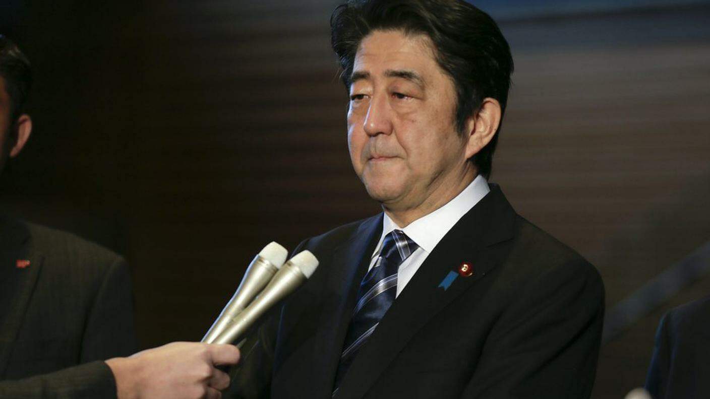 Il premier giapponese, Shinzo Abe, dopo la notizia dell'uccisione
