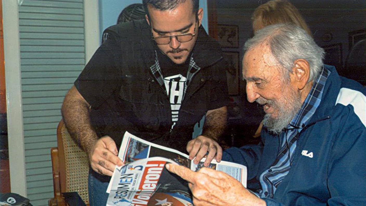 Castro con il leader studentesco. Non si vedevano sue foto da agosto