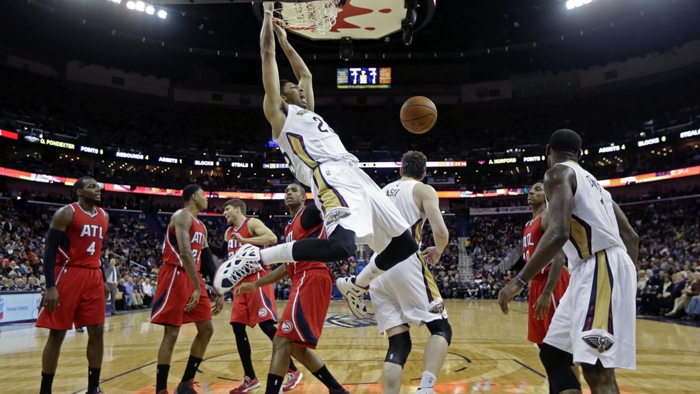 Dominio dei Pelicans sotto canestra