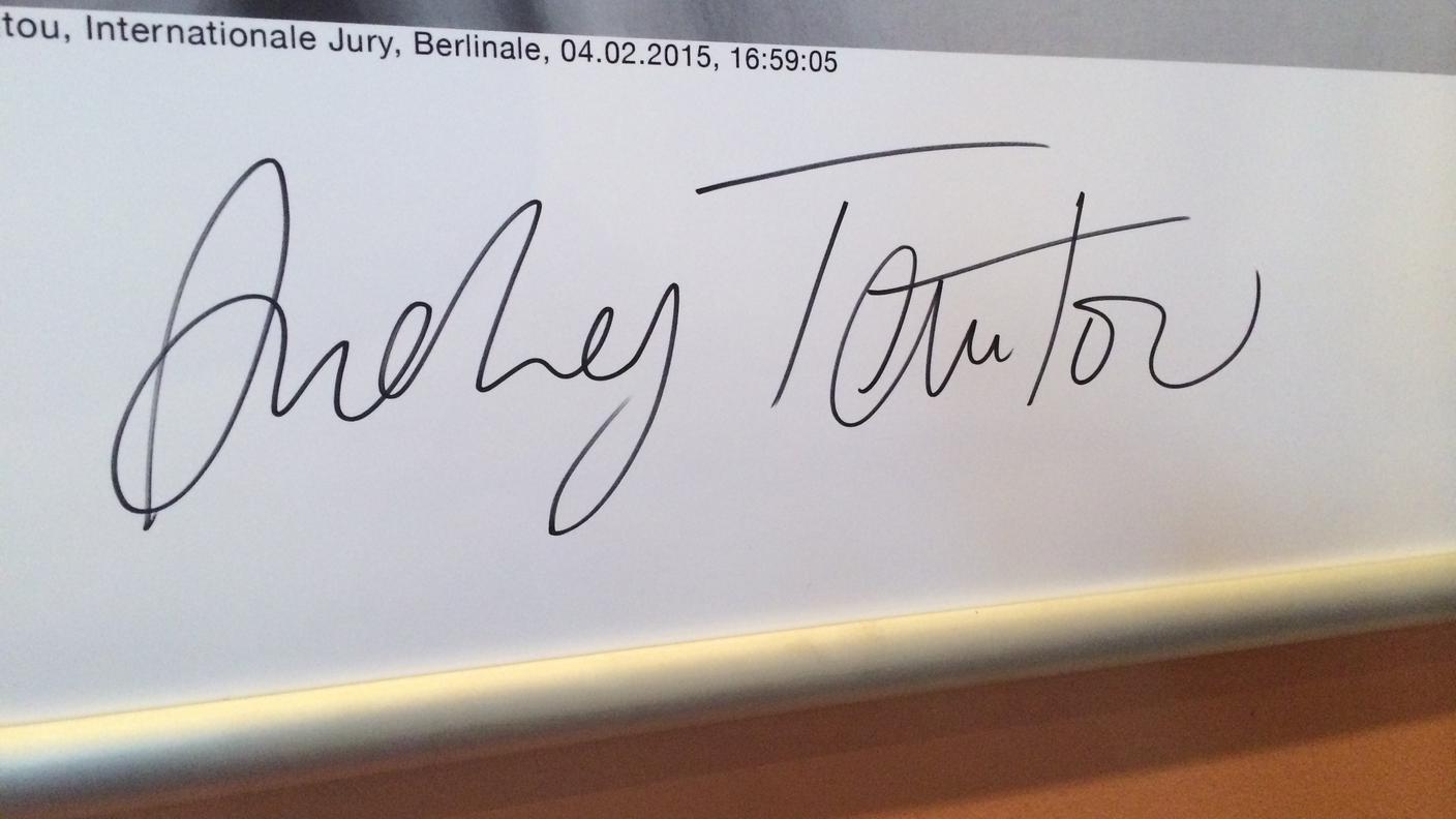 Audrey Tautou autografa il Palast 