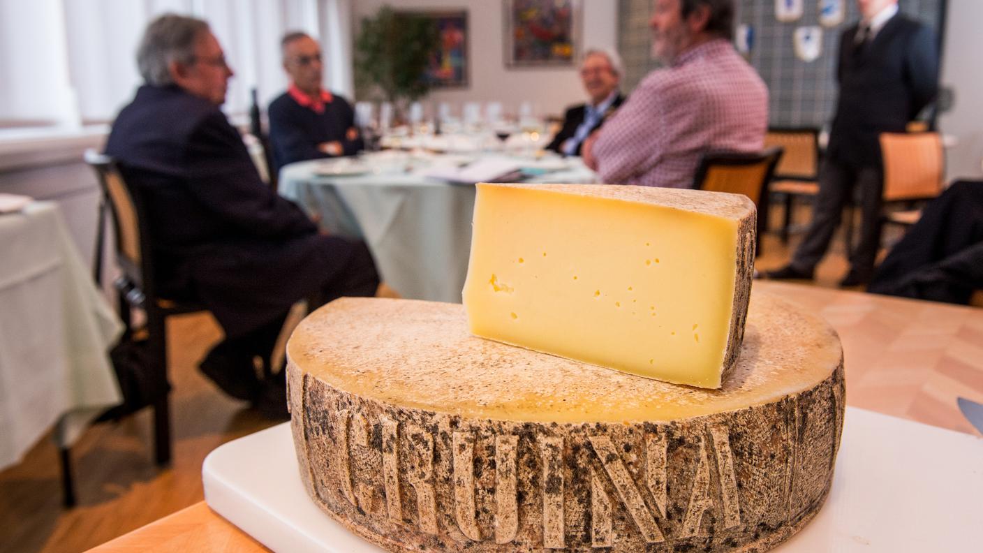 Il formaggio ticinese "Cruina"