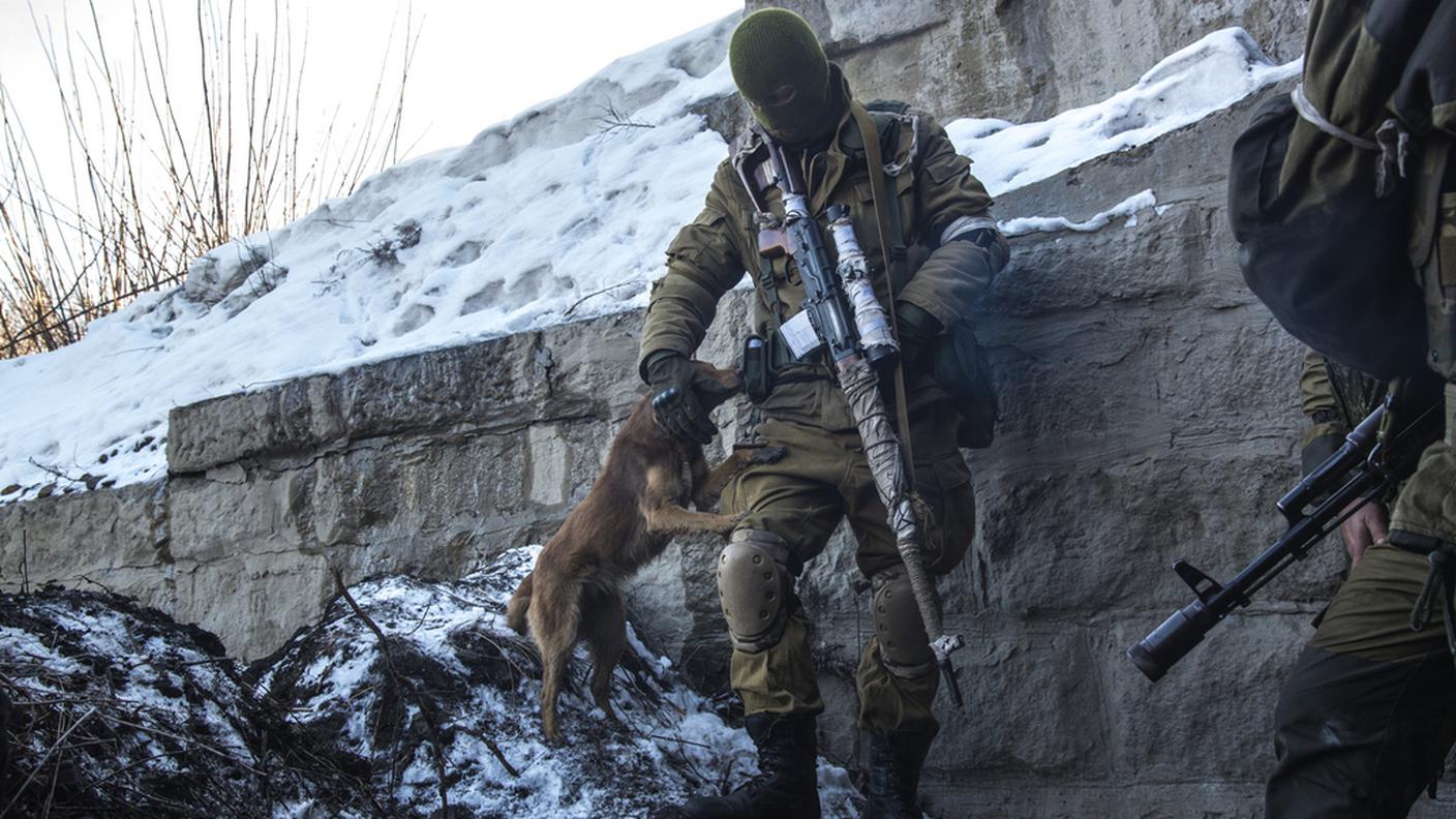 Rispettando gli accordi, il cecchino filorusso giocherà ancora con il cane