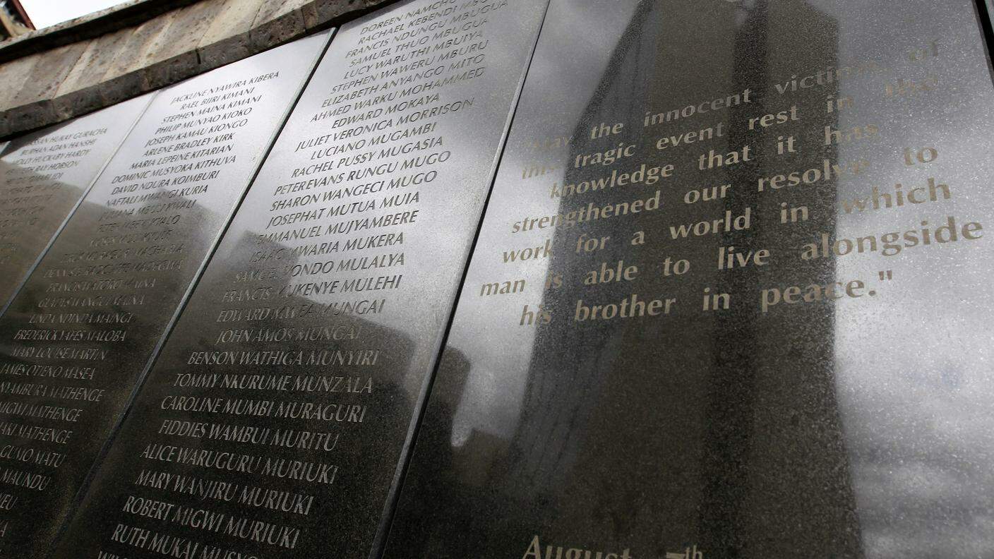 I nomi delle vittime dell'azione terroristica all'ambasciata americana di Nairobi