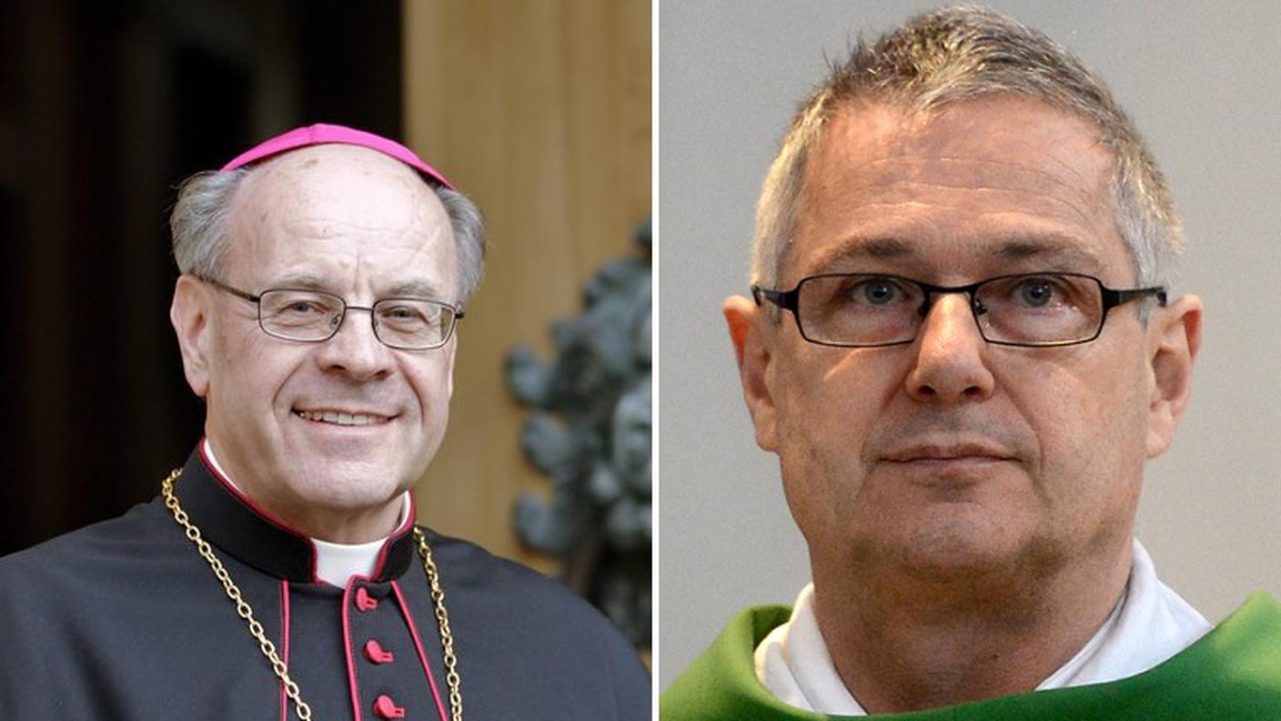 Monsignor Huonder e il sacerdote urano Wendelin Bucheli