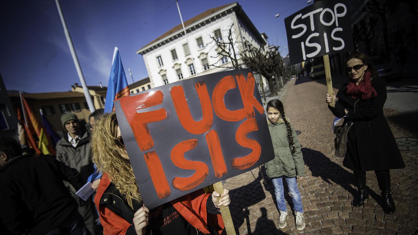 Il corteo contro l'IS