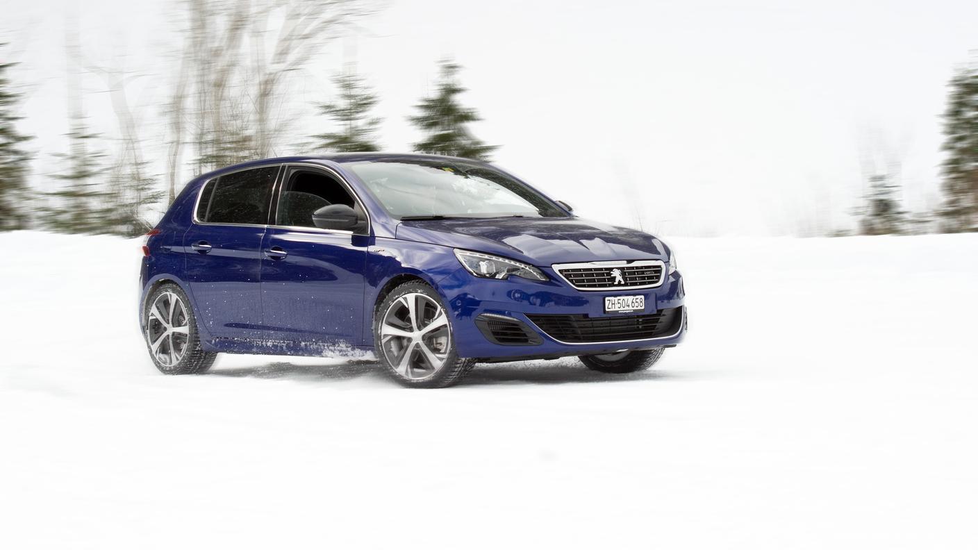 La nuova Peugeot 308 GT se la cava ottimamente su ogni percorso