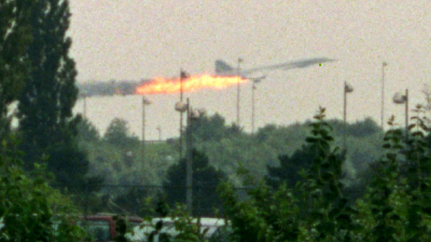 Il Concorde in fiamme
