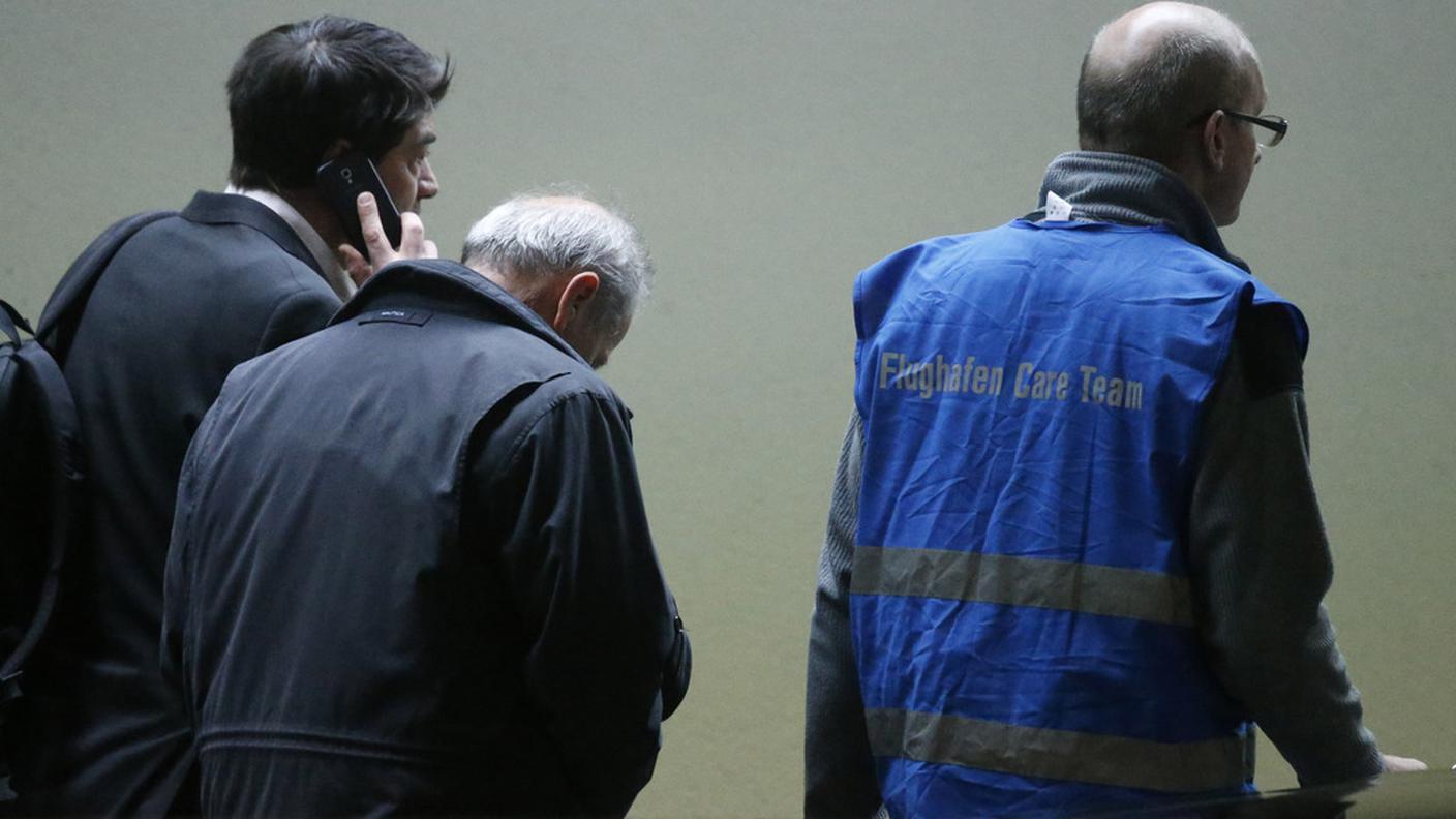Cellule di crisi in azione a Düsseldorf, Barcellona e in Francia