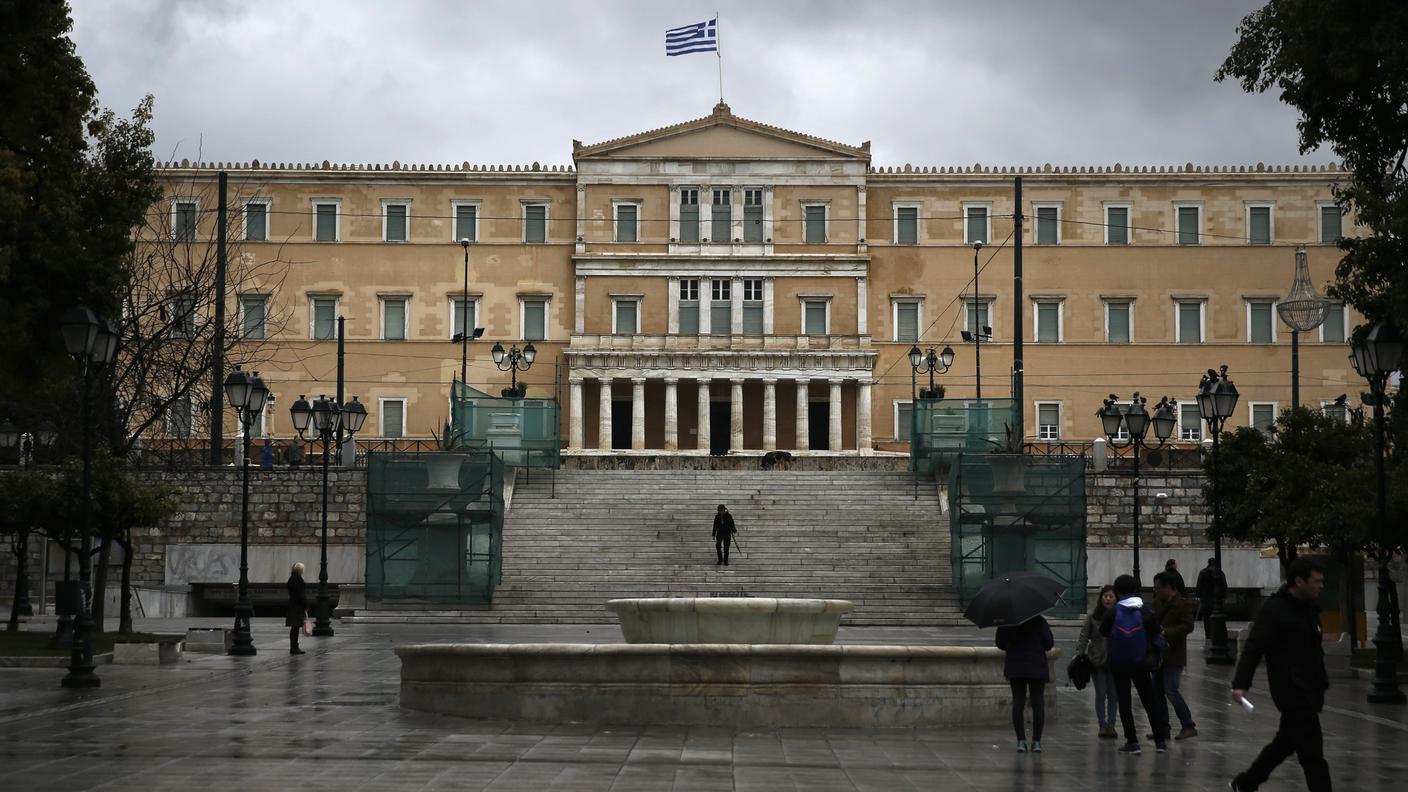 Ad Atene si discute su cittadini ellenici che hanno frodato il loro fisco