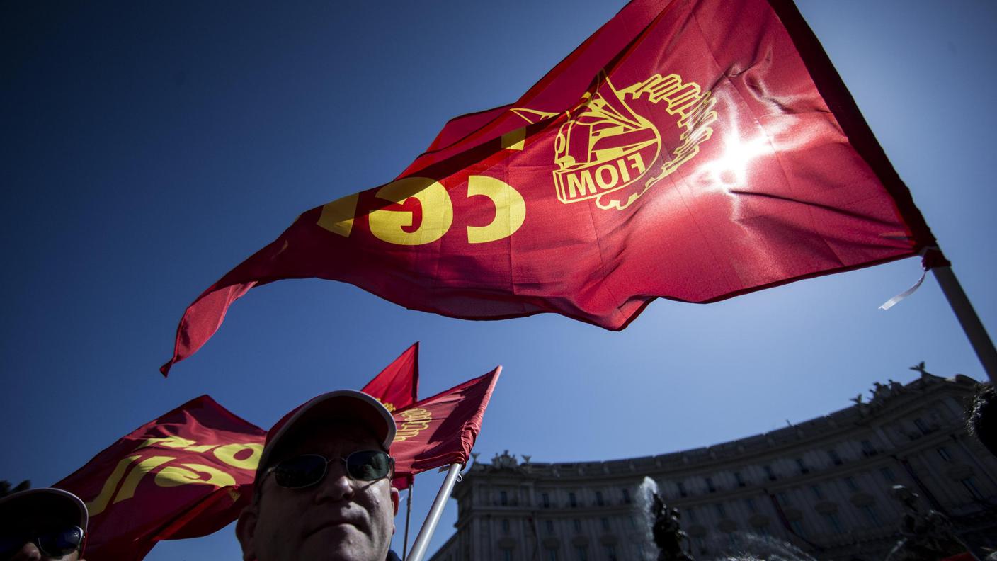 Migliaia di persone hanno animato le piazze di Roma sabato 28 marzo
