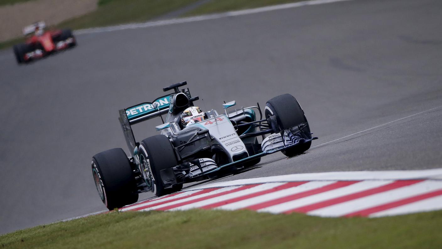 Il britannico davanti a Raikkonen