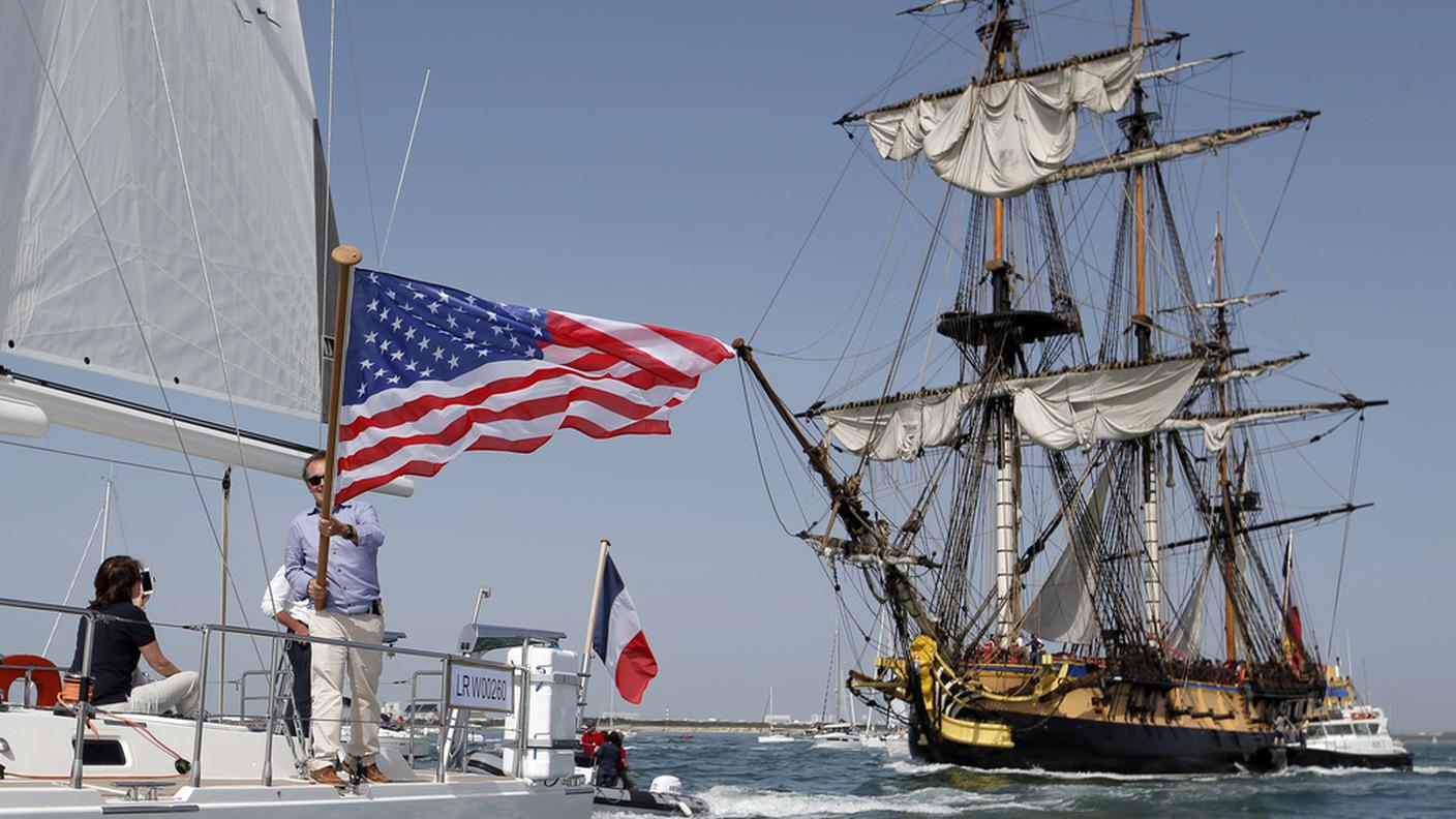 Francia in festa per la partenza dell'Hermione