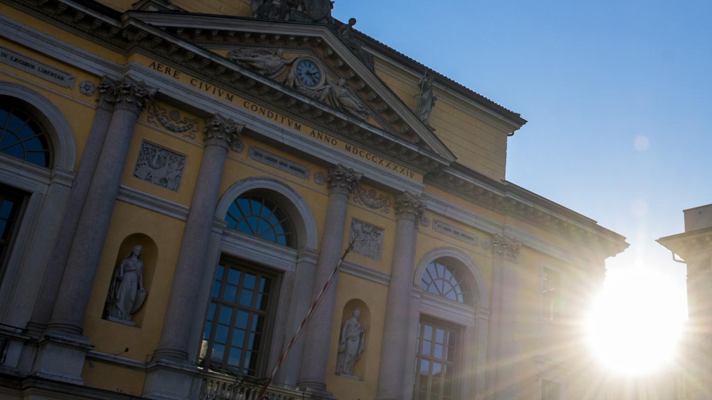 Il municipio in Piazza Riforma