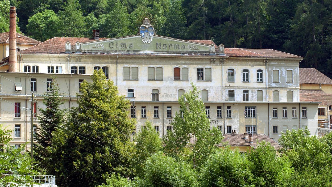 Un'immagine dell'ex fabbrica Cima Norma in Val di Blenio