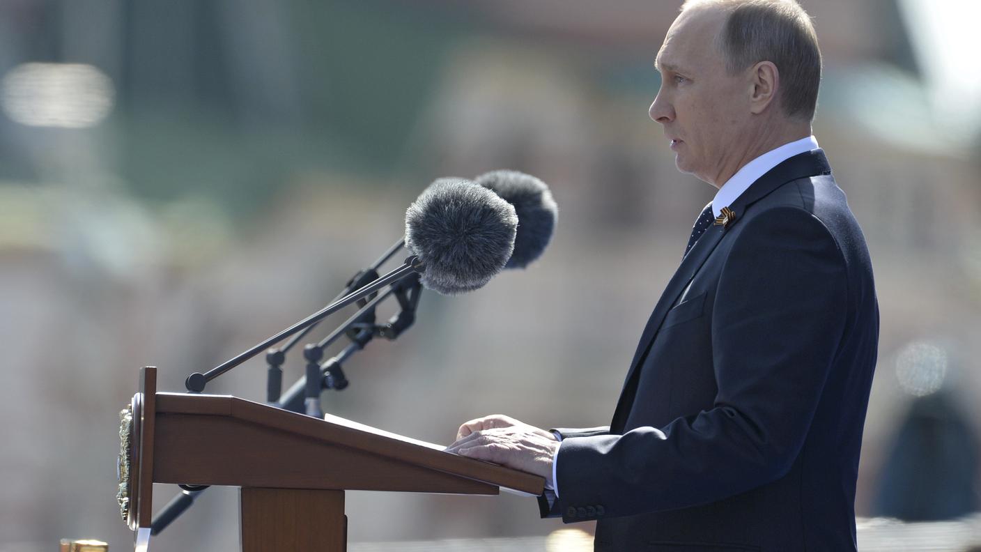 Il presidente Vladimir Putin nel suo discorso di sabato sulla piazza Rossa