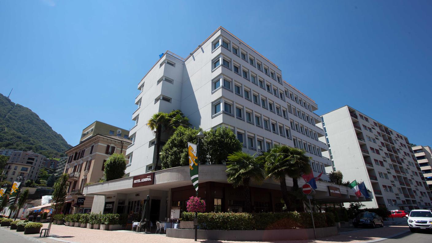 L'ex hotel Holiday Inn di Paradiso, tornato al vecchio nome Admiral