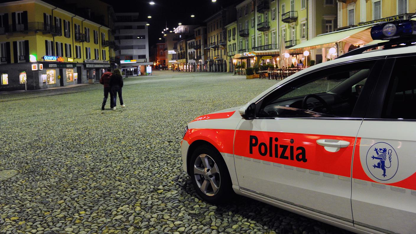 Polizia in azione in Piazza Grande