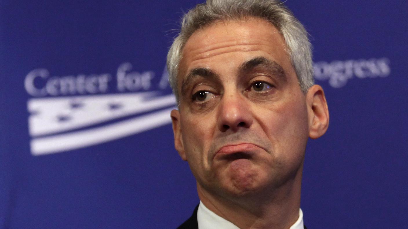 Il sindaco, Rahm Emanuel, non sa più che pesci pigliare contro la violenza