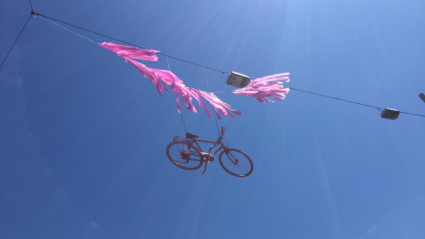 Una bici volante