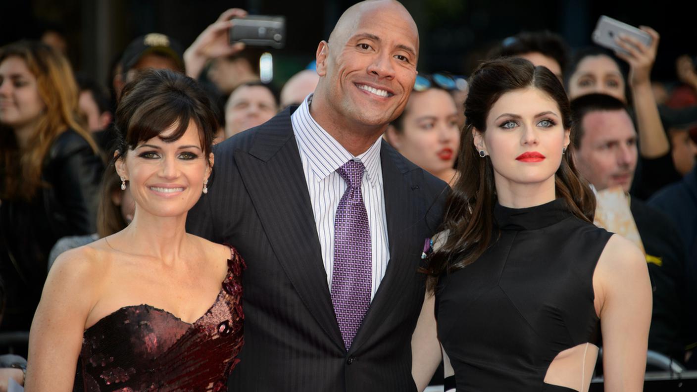 Il cast: Carla Gugino, Dwayne Johnson e Alexandra Daddario