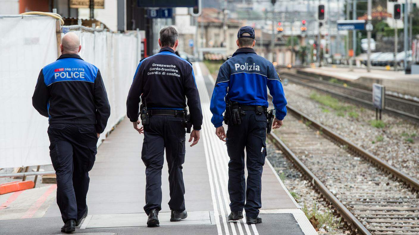 Poliziotti e doganieri al posto congiunto di Lugano