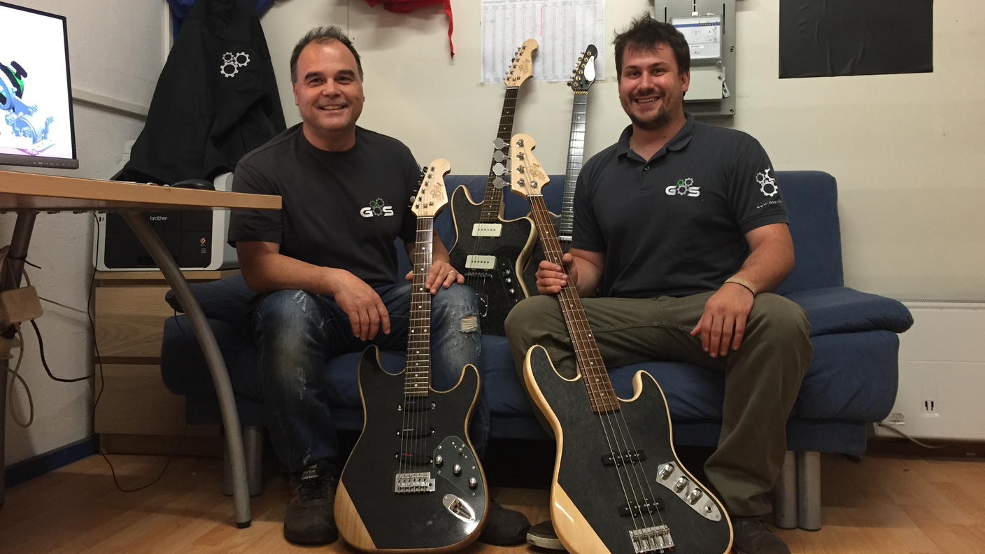 Franco (a sin) e Saul nel loro atelier di Besso