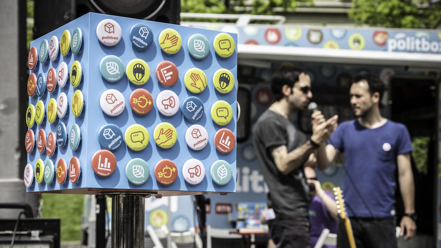 Fino a dove si deve spingere l’arte? È un investimento? Che c'entra la poltica?