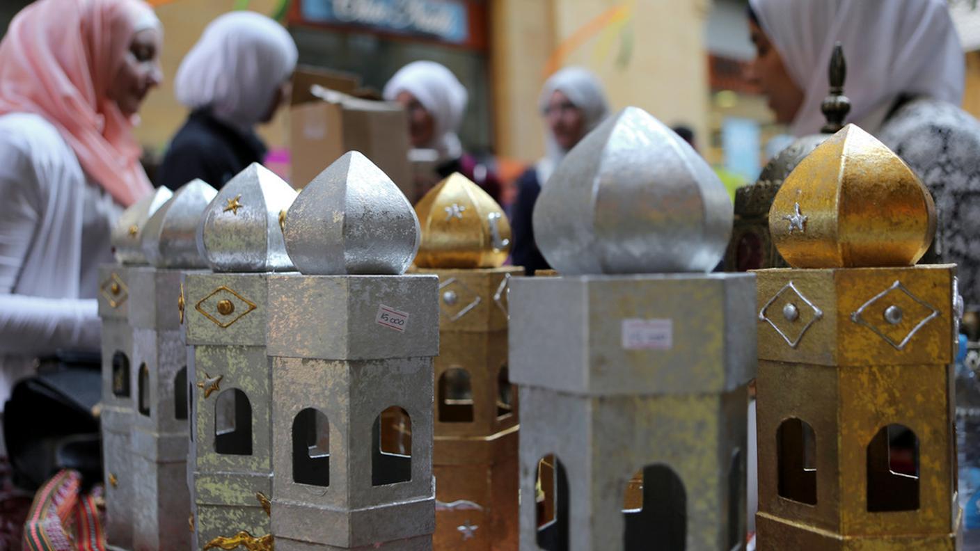 Libano: le tradizionali lanterne per celebrare l'arrivo del Ramadan