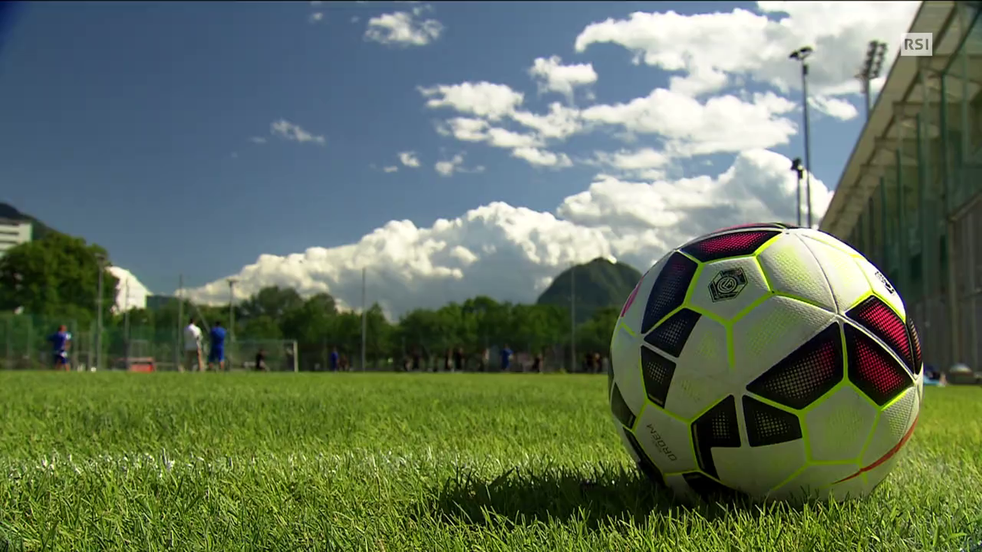 Le voci dopo il primo allenamento di Zeman a Lugano (La domenica sportiva 21.06.2015)