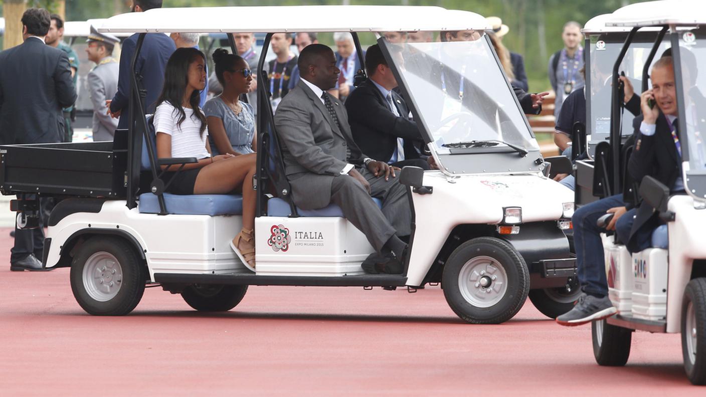Le figlie Malia e Sasha arrivano a Expo