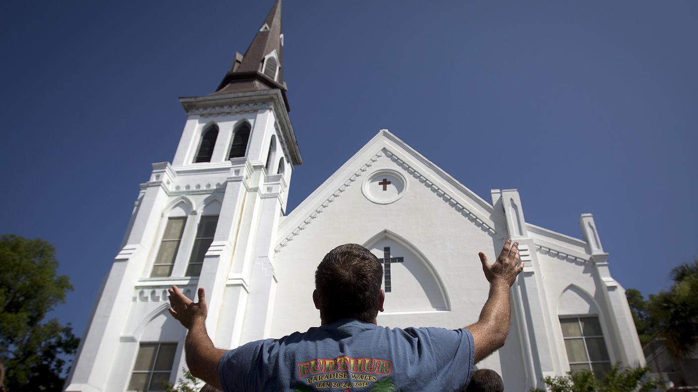 Commozione per la ripresa delle attività religiose a Charleston