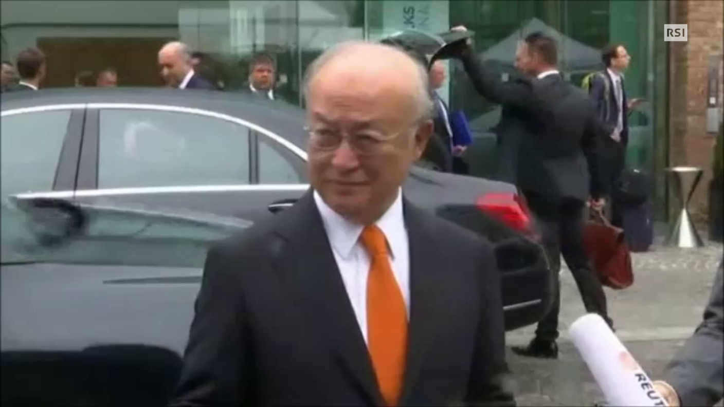 Il direttore generale dell'AIEA Yukiya Amano annuncia il piano concordato con il suo omologo iraniano (dichiarazione in inglese).