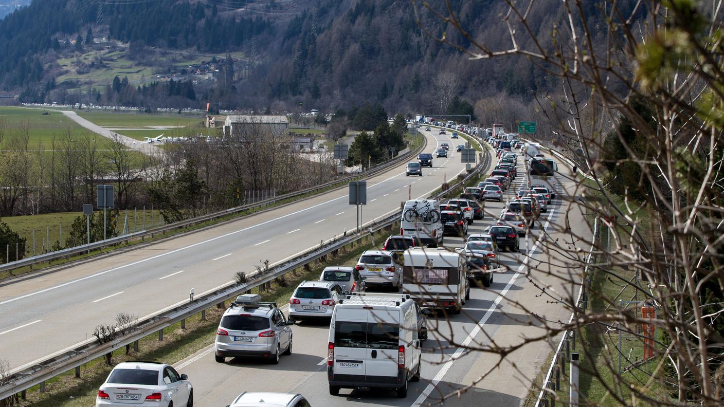 Le entrate autostradali di Airolo e Göschenen chiuse al traffico