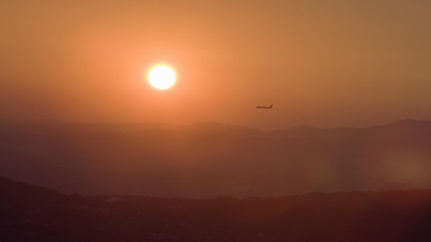 Il piccolo aereo solare pesa sette chili ed è senza pilota