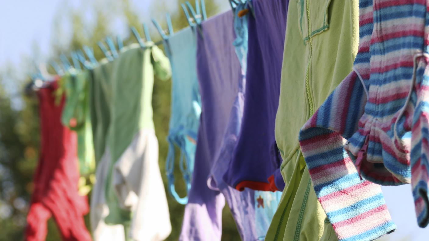 Fare il bucato, Stendino, Abbigliamento, Lavare, Abbigliamento, Asciugare, Molletta da bucato, Estate
