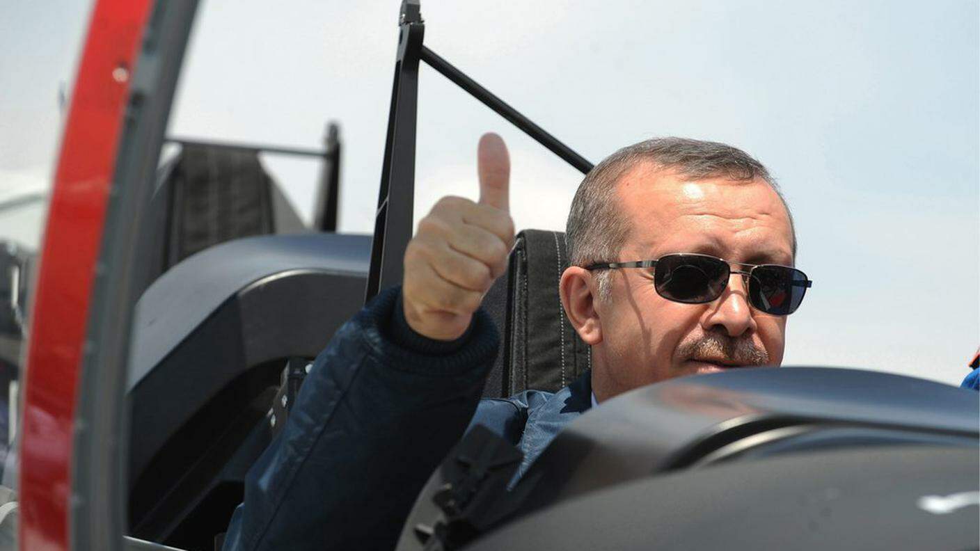 Erdogan vuole la maggioranza assoluta per il suo partito