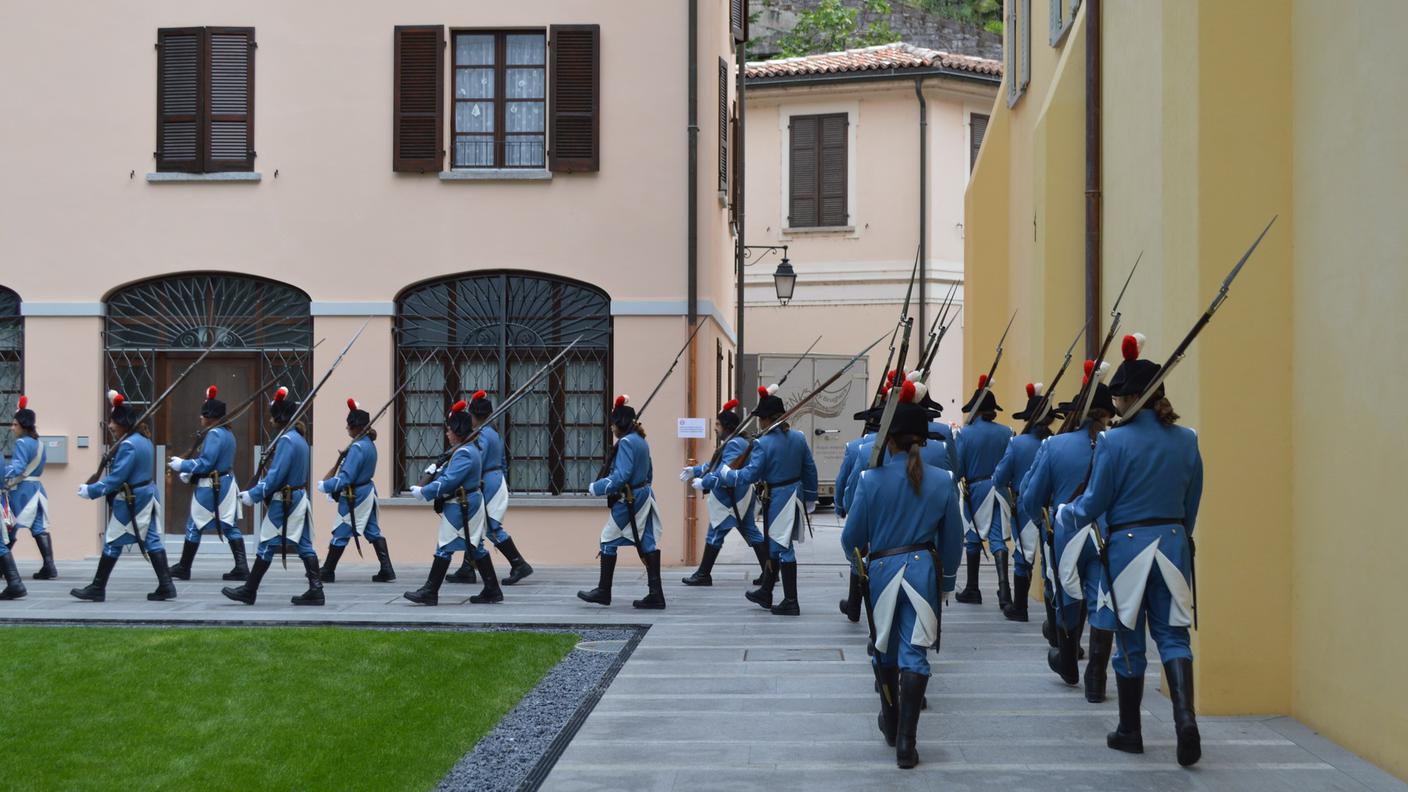 Sabato ha sfilato anche il Corpo Volontari Luganesi