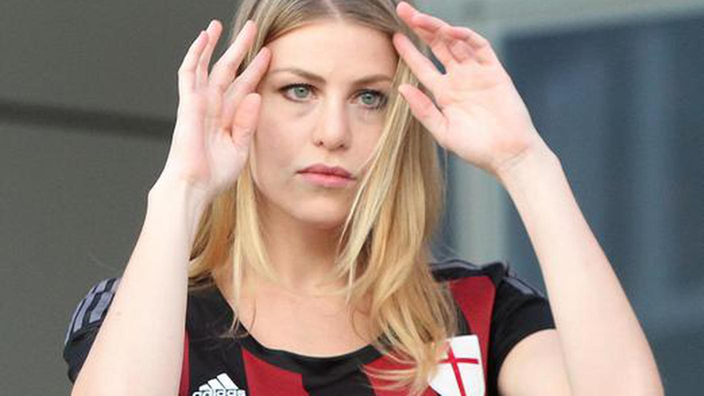 Barbara Berlusconi in rossonero