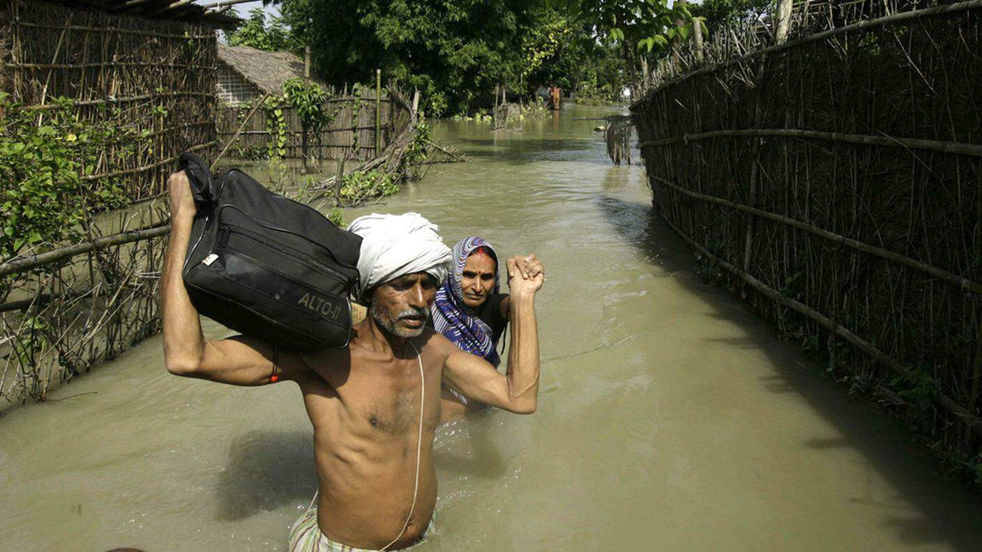 Dopo inondazioni in India, nel 2008