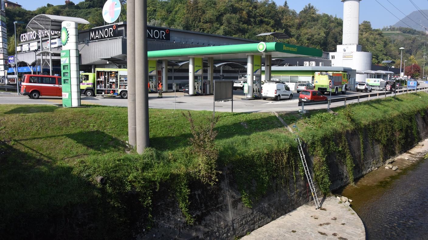 Scongiurato il riversamento della sostanza nel vicino fiume