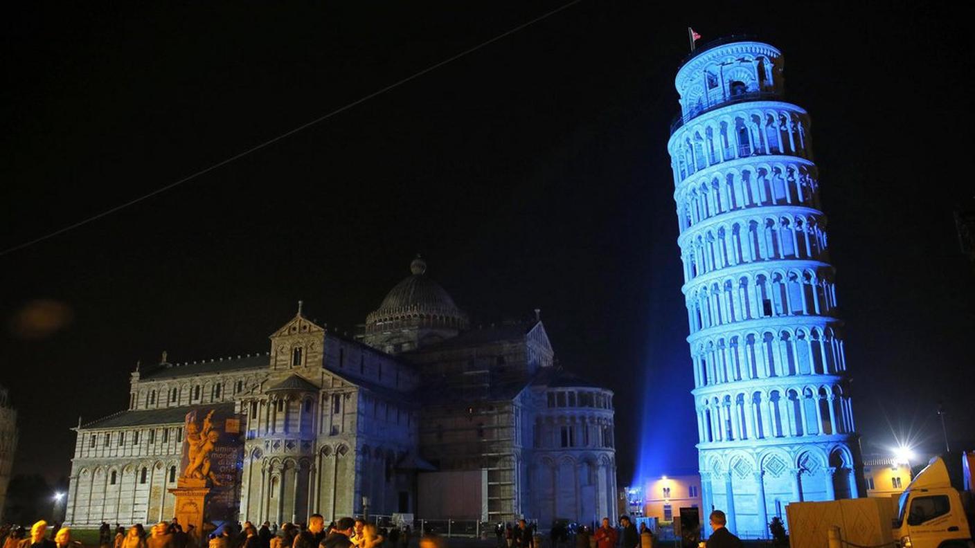 La torre di Pisa in Italia