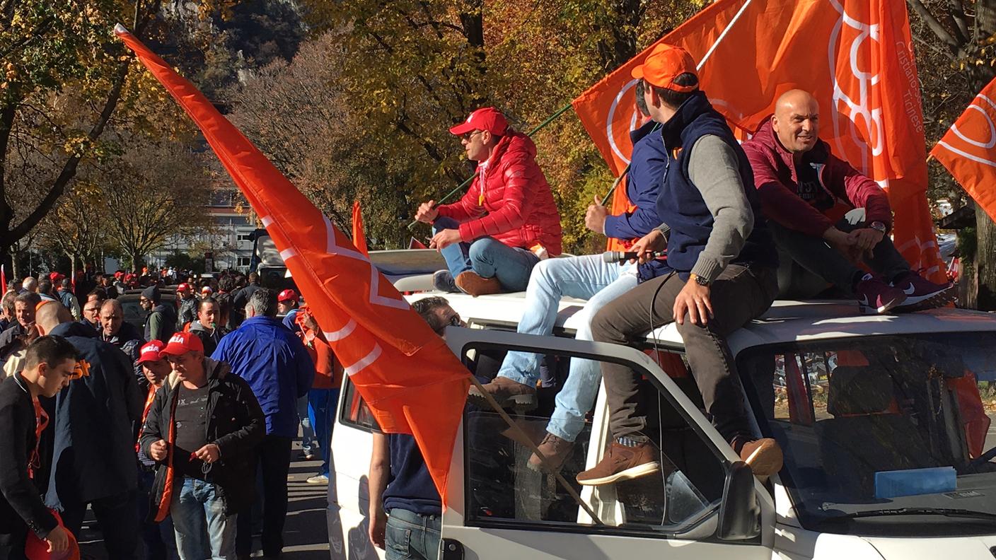 Un momento della mobilitazione a Bellinzona