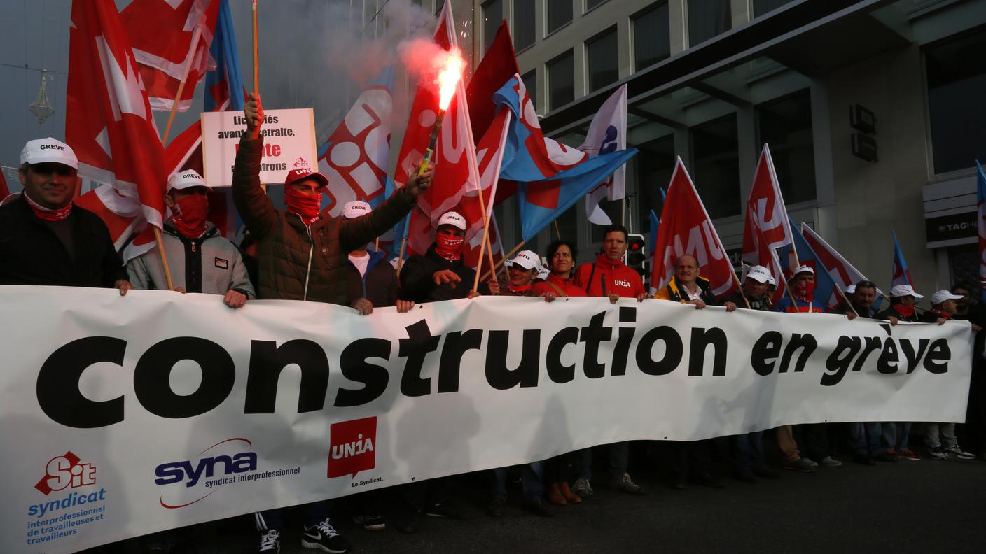 La protesta dei lavoratori dell'edilizia si è spostata oggi a Ginevra