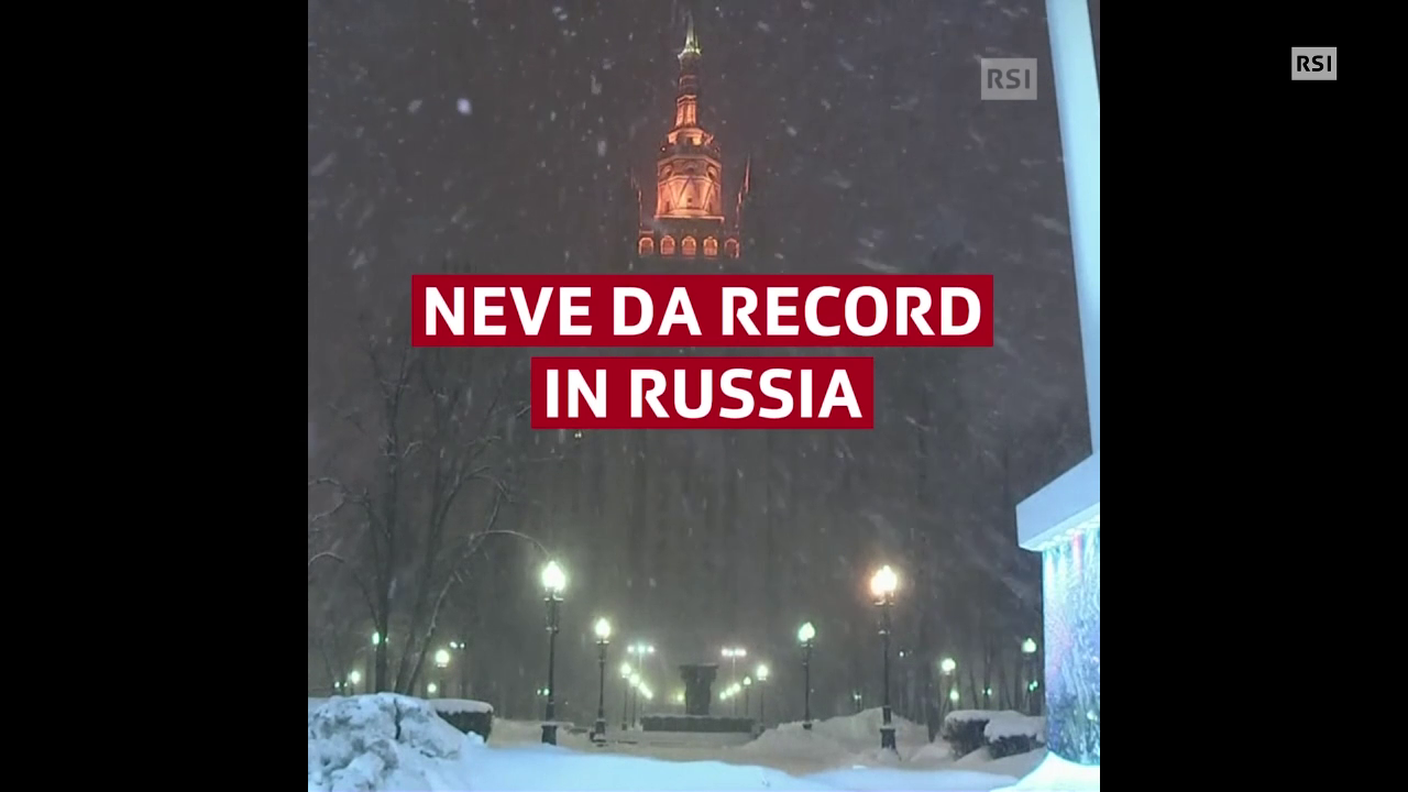 Mosca, "nevicata del secolo"
