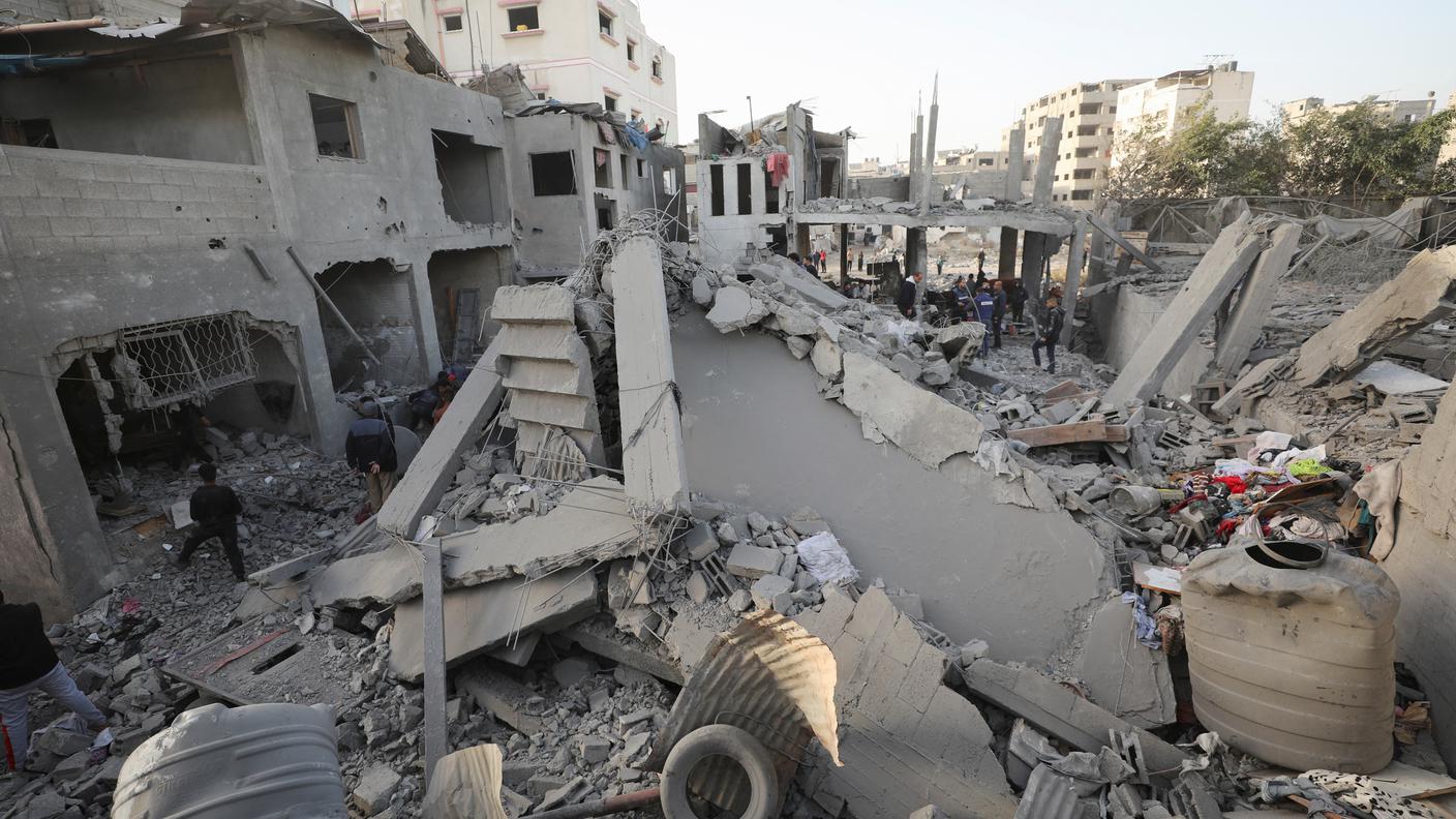 2024-12-27T075015Z_1599800154_RC2HXBAT6S39_RTRMADP_3_ISRAEL-PALESTINIANS-GAZA.JPG