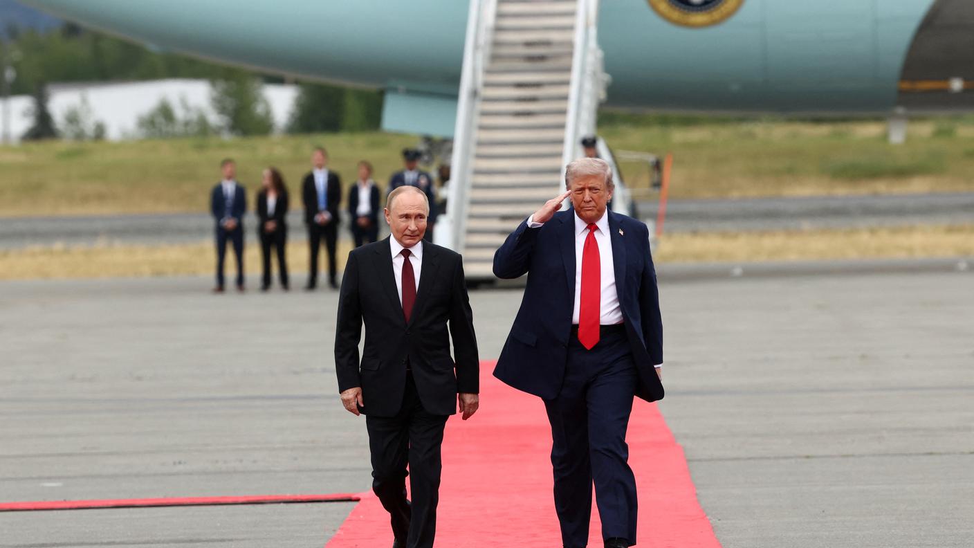 2025-08-15T195448Z_2130727525_RC2R7GAZTBLH_RTRMADP_3_UKRAINE-CRISIS-SUMMIT.JPG