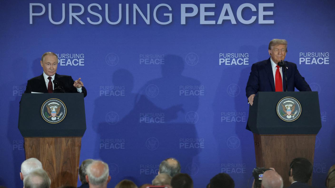2025-08-15T225612Z_1098936800_RC2Y7GADVP6P_RTRMADP_3_UKRAINE-CRISIS-SUMMIT.JPG