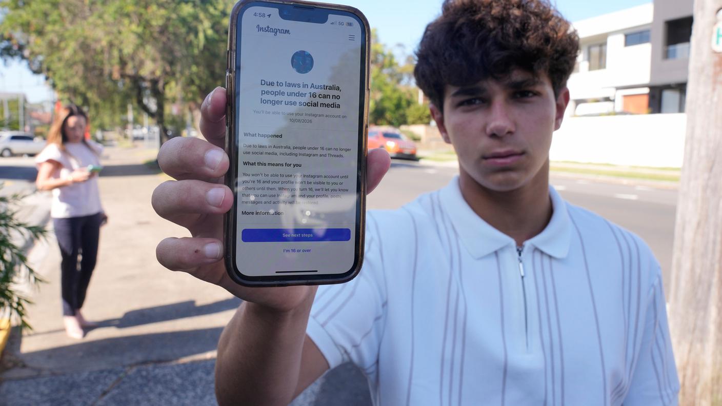L'Australia chiude i social agli under 16: oltre un milione di account sarà cancellato